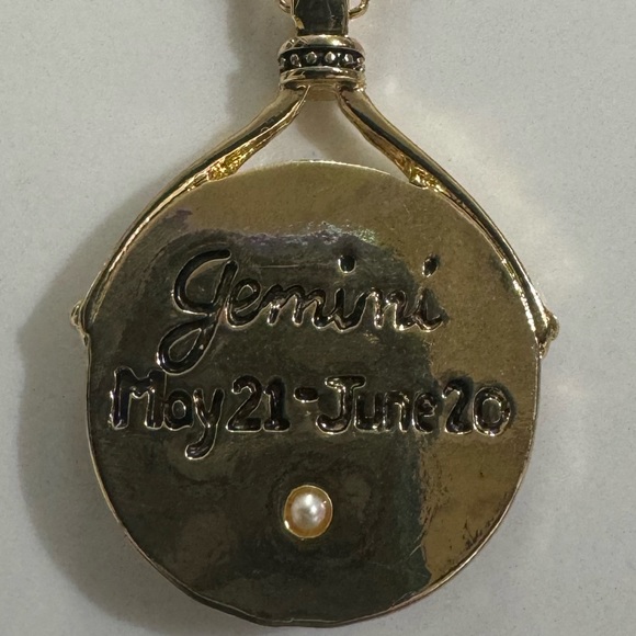 Gemini Zodiac Sign Rhinestone Medallion Pendant Necklace - Picture 9 of 11